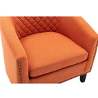 Poltrona a barilotto Accent, sedia da salotto con borchie e gambe in legno massiccio