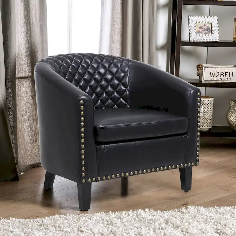 Poltrona a barilotto Accent, sedia da salotto con borchie e gambe in legno massiccio