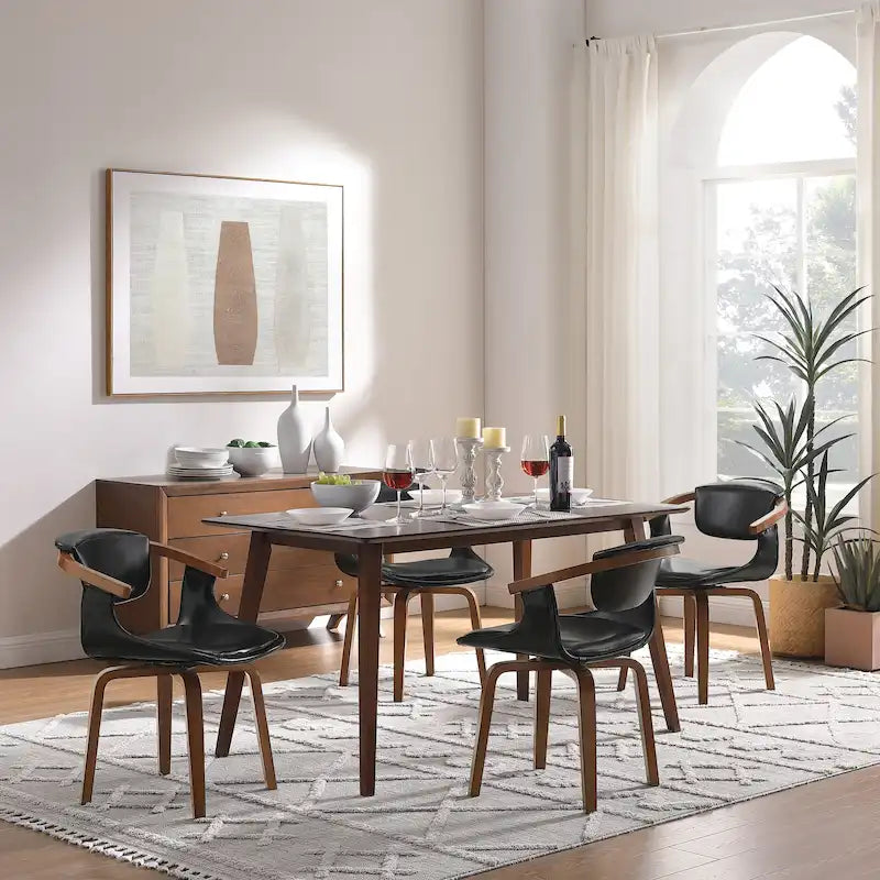 Set di 4 sedie girevoli in legno e similpelle