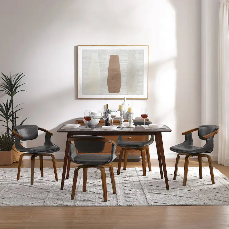 Set di 4 sedie girevoli in legno e similpelle